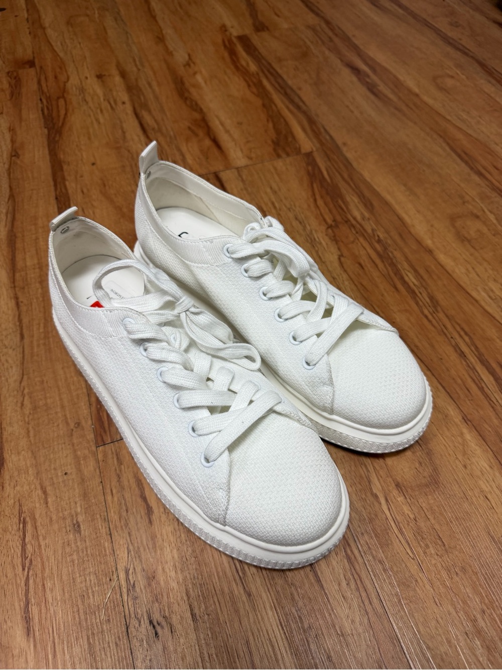 bp White Women's Low-Top Canvas Athletic Sneakers